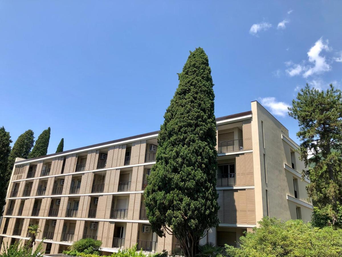 Residence Villa Alba Gardone Riviera Zewnętrze zdjęcie